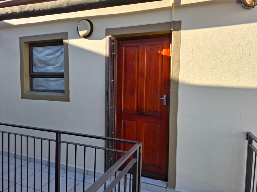 2 Bedroom Property for Sale in Guldenland Western Cape